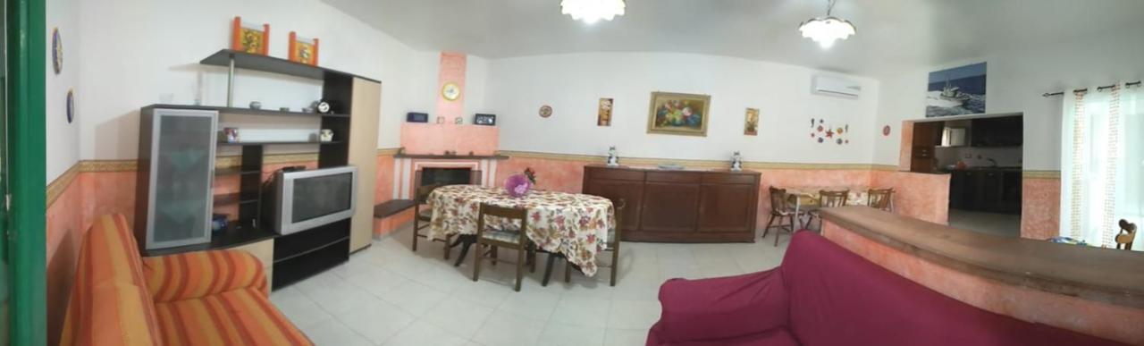 Вілла Casale Hibiscus Санта-Марія-дель-Фокалло Екстер'єр фото